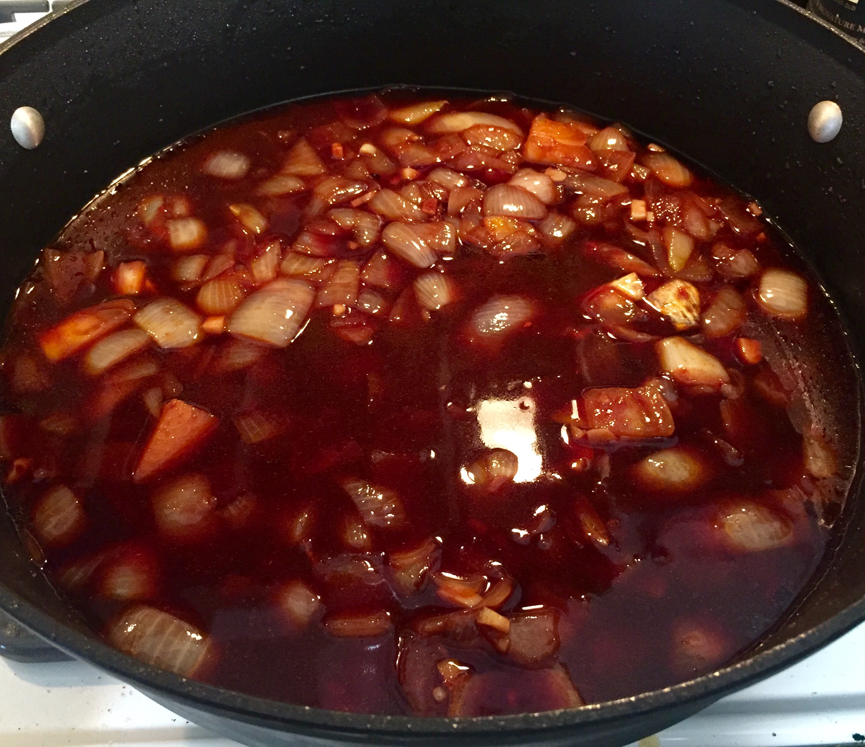Red wine reduction